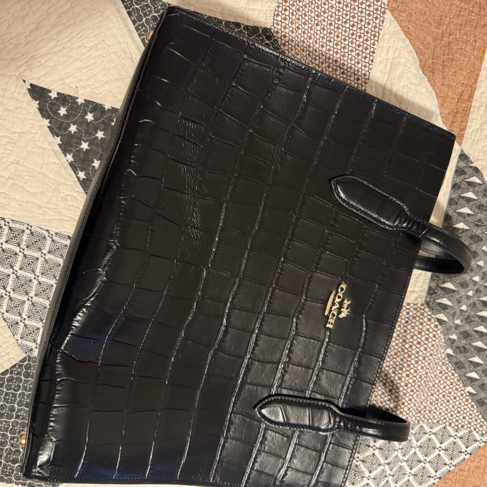 Coach shoulder bag